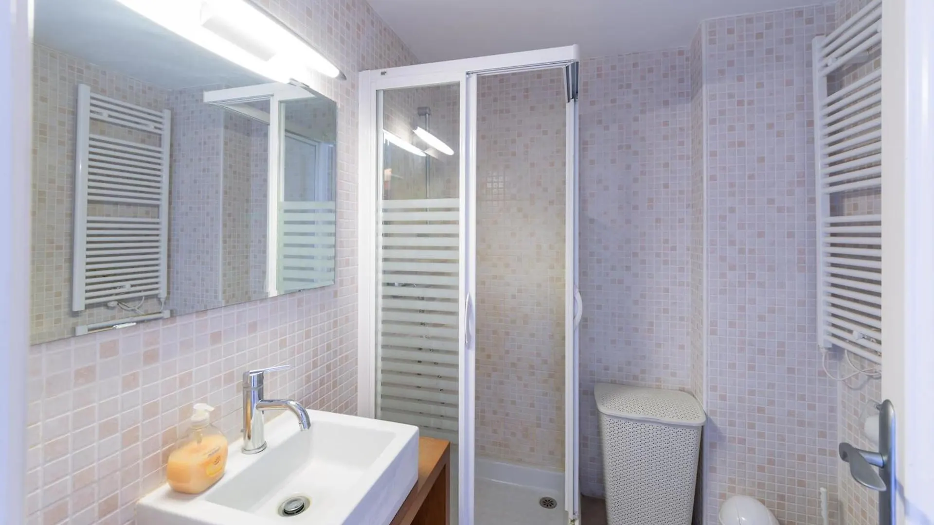 Apartamento Elena L'Escala Apartment